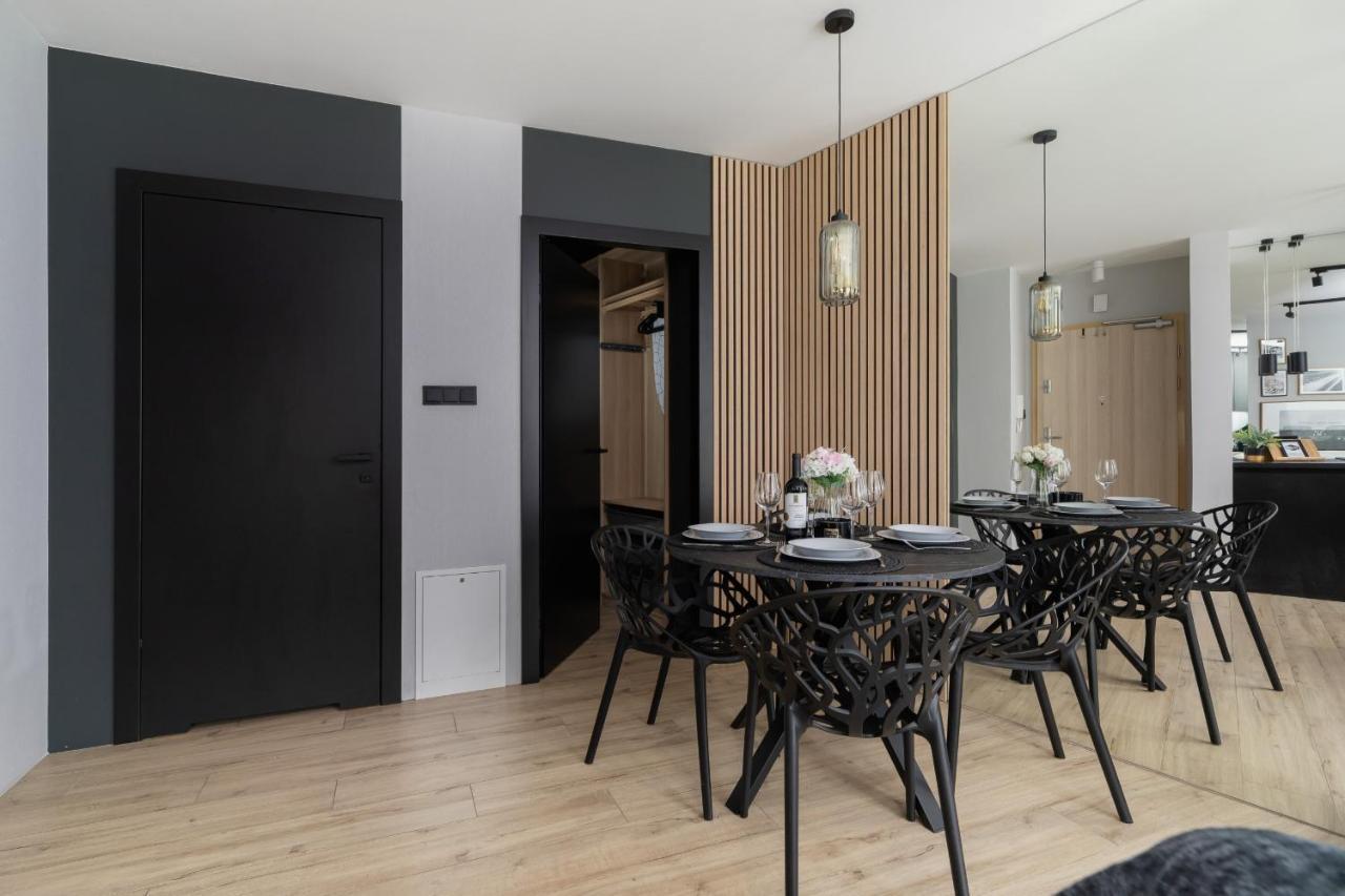Apartment Deluxe Kacik 10 By Renters Krakow